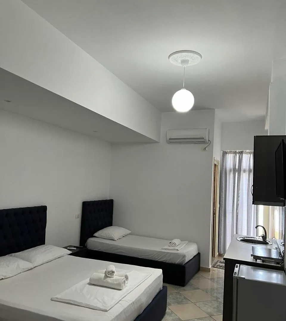 Hotel Villa Flowers 2 Vlore